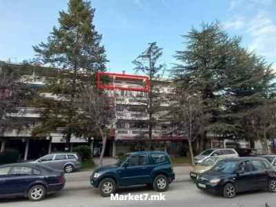 Продавам стан во Охрид - центар